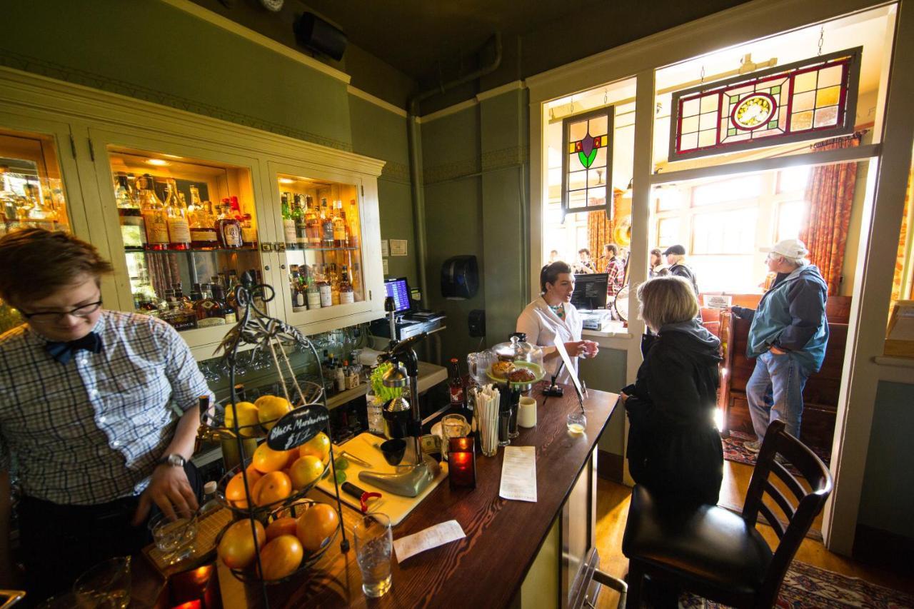 Mcmenamins Grand Lodge Forest Grove Luaran gambar